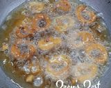 A picture of step 2 of Snake Gourd Fritters.