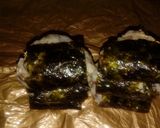 Foto langkah ke 7 dari resep Nasi Kepal (onigiri) sederhana.