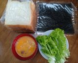 Hình bước làm 1 của món Sandwich trứng