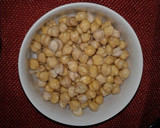 Foto del paso 2 de la receta: Filete de pescado seco con garbanzos y papas