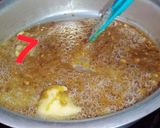 A picture of step 4 of Crunch ice cream.