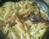 A picture of step 4 of Creamy veggie Pasta.