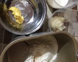 Foto langkah ke 2 dari resep Tangzhong milk bread.
