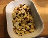 Une image de l'étape 12 de Îles flottantes aux amandes et caramel.