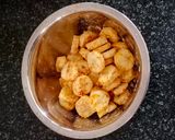 A picture of step 1 of Kacche kele(Raw banana) ki sabzi.