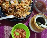 A picture of step 5 of Pune ki bhel.