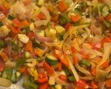 Foto del paso 2 de la receta Empanada rápida de verduras y atún 🥒🍅