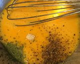 A picture of step 4 of Peas & Peppers Hearty Quiche.