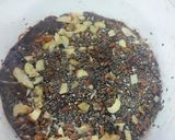 A picture of step 2 of Nuts chocolate.