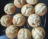 Foto del paso 3 de la receta: Magdalenas con nueces y chocolate