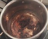 Foto langkah ke 3 dari resep [Version 2] Roasted Milk Tea with Ginger and Cinnamon.