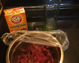 A picture of step 1 of Beef Stroganoff.