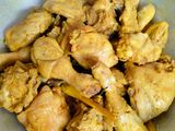 Ayam goreng gurih super empuk dengan bumbu meresap sampai kedalam dagingnya ❤️