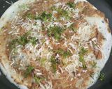 A picture of step 3 of Ulli karam dosa.