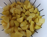 Foto del paso 2 de la receta: Patatas guisadas con pescado