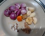 Foto langkah ke 1 dari resep Ayam Goreng Telur.