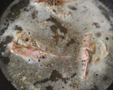 Foto del paso 3 de la receta: Arroz con marisco