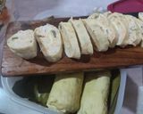 Foto langkah ke 6 dari resep Dadar Ayam Gulung.
