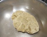 A picture of step 2 of Namkeen Namakpare.