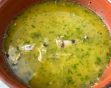 Foto del paso 3 de la receta: Cocochas de merluza en salsa verde