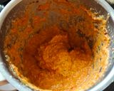 A picture of step 1 of Methi malai matar.