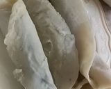 A picture of step 5 of Chicken and vege roll.
