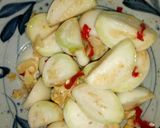 Hình bước làm 3 của món Cà Pháo Muối Xổi