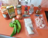 Foto del paso 1 de la receta: Potaje de garbanzos, bacalao y gambones salvajes (versión exprés)