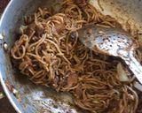 A picture of step 4 of Veg chowmein.