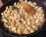 Une image de l'étape 9 de Panais au bouillon de gambas et romarin frais.