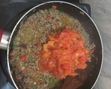 A picture of step 8 of Homemade spaghetti bolognese.