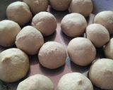 A picture of step 15 of Aloo Bharay parathay.