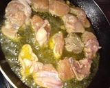 Foto langkah ke 2 dari resep Ayam Goreng Mentega.