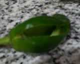 Foto del paso 1 de la receta Pimientos de padrón rellenos de crema de queso