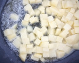 Foto del paso 5 de la receta: Lubina a la Plancha con Calabacín y Papitas a la Mantequilla al Wok con Mayonesa de Trufa