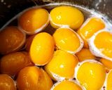 Foto del paso 4 de la receta: Quinotos en almíbar al whisky