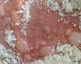 Foto del paso 2 de la receta: Cupcakes de frutillas frescas
