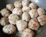 A picture of step 7 of 322 🥩Creamy Meatballs with Celery Leaves 🌿.