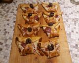 Foto del passaggio 4 della ricetta Spicchi rustici salame e formaggio