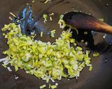 Foto del paso 3 de la receta: Albondiguitas con arroz de coliflor