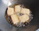 Foto langkah ke 1 dari resep Telur tahu sosis masak kecap simple.