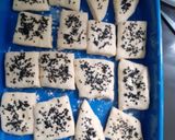 Foto langkah ke 3 dari resep Roti Bantal/Mandel goreng Wijen Hitam.