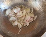 A picture of step 3 of Soya chunks dry.