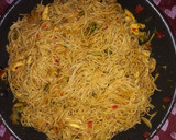 Foto del paso 2 de la receta: Wok de fideos chinos con pollo y verduras "Apto para diabéticos"