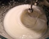 Une image de l'étape 5 de Nougat glacé aux fruits rouges.