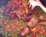 Pas rețetă Mâncărică de mazăre cu carne și cârnați din borcan 2 fotografie