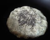Foto del paso 5 de la receta: Arepa con chía y panela rellena de vegetales salteados... 🍯🍘🌽🧀🥗🥙🥗🧀🌽🍘🍯