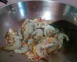 Foto langkah ke 3 dari resep Udang asam manis pedas.