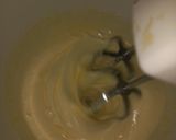 Foto del paso 1 de la receta: Budín húmedo de ricota con corazón de dulce de leche