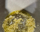 Foto del paso 2 de la receta: Tiras de potón al ajillo en olla GM